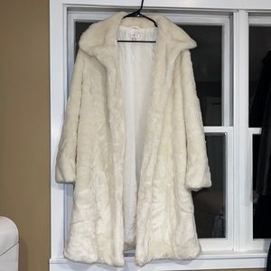 Venus faux fur coat